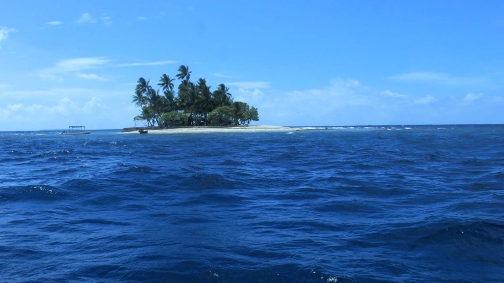 ミクロネシアのジープ島